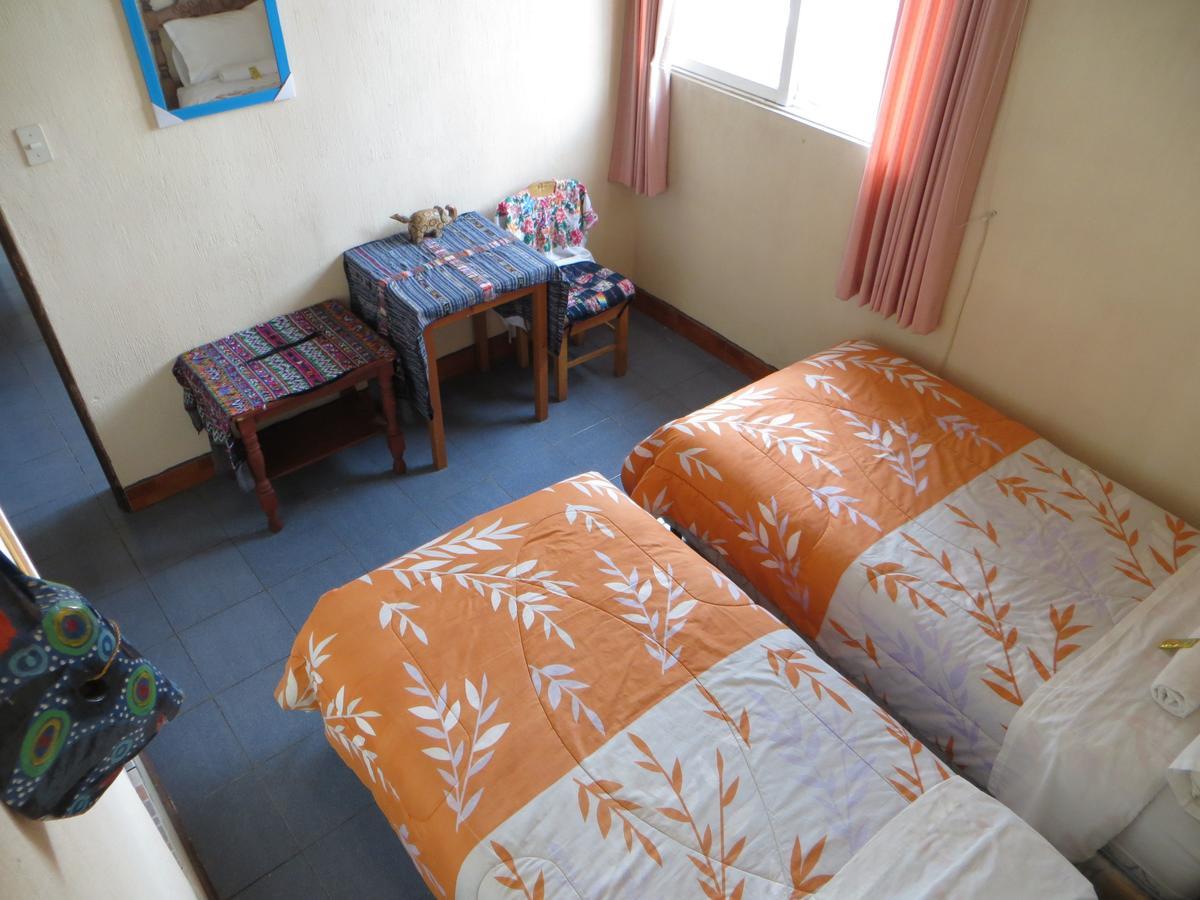 צ'יצ'יקאסטנאנגו Hotel Chalet מראה חיצוני תמונה