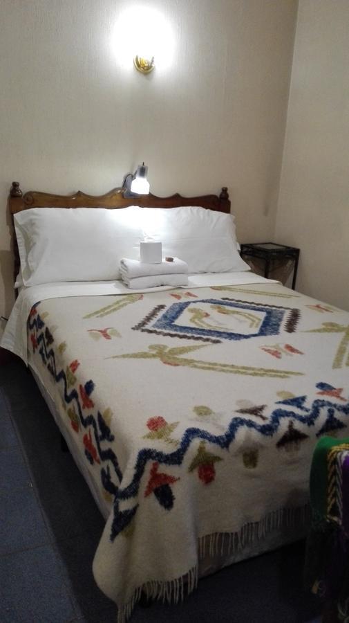 צ'יצ'יקאסטנאנגו Hotel Chalet מראה חיצוני תמונה