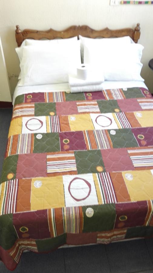 צ'יצ'יקאסטנאנגו Hotel Chalet מראה חיצוני תמונה